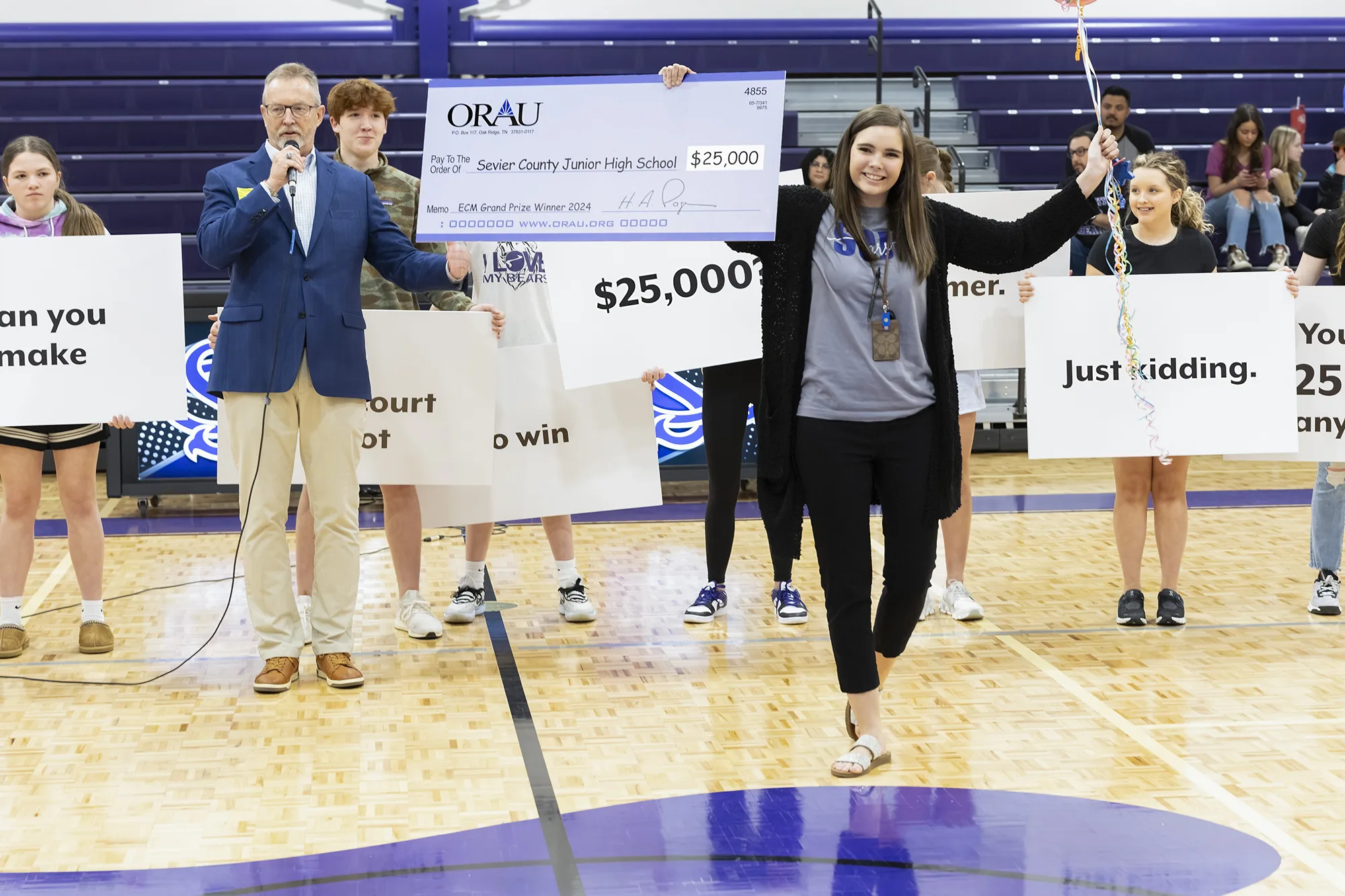 Shelby Woods, a computer science teacher at Sevier County Junior High School in Sevierville, Tennessee, was named winner of the $25,000 grand prize in ORAU’s 2024 Extreme Classroom Makeover.