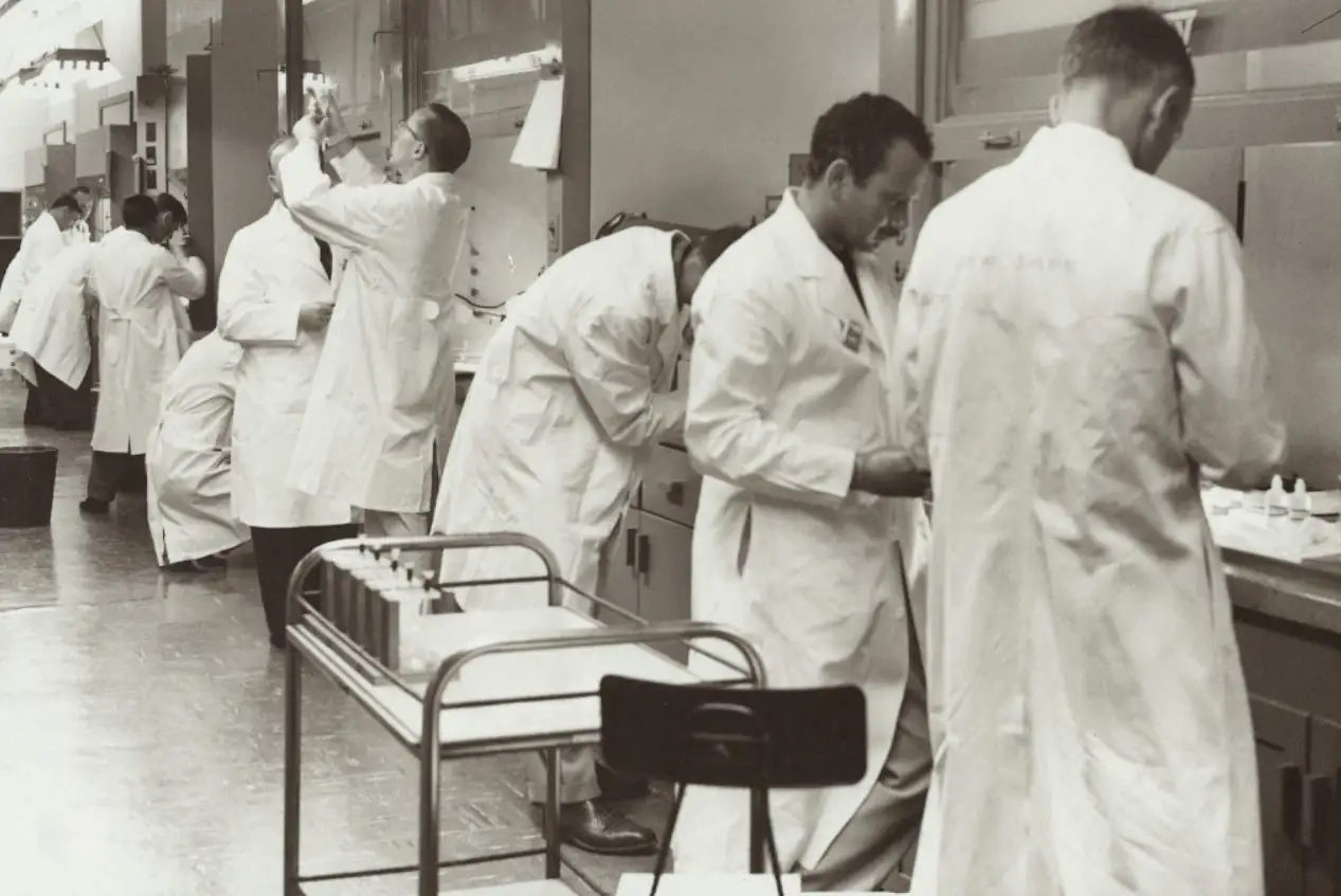 white-lab-coats.webp
