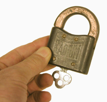 Radium Padlock