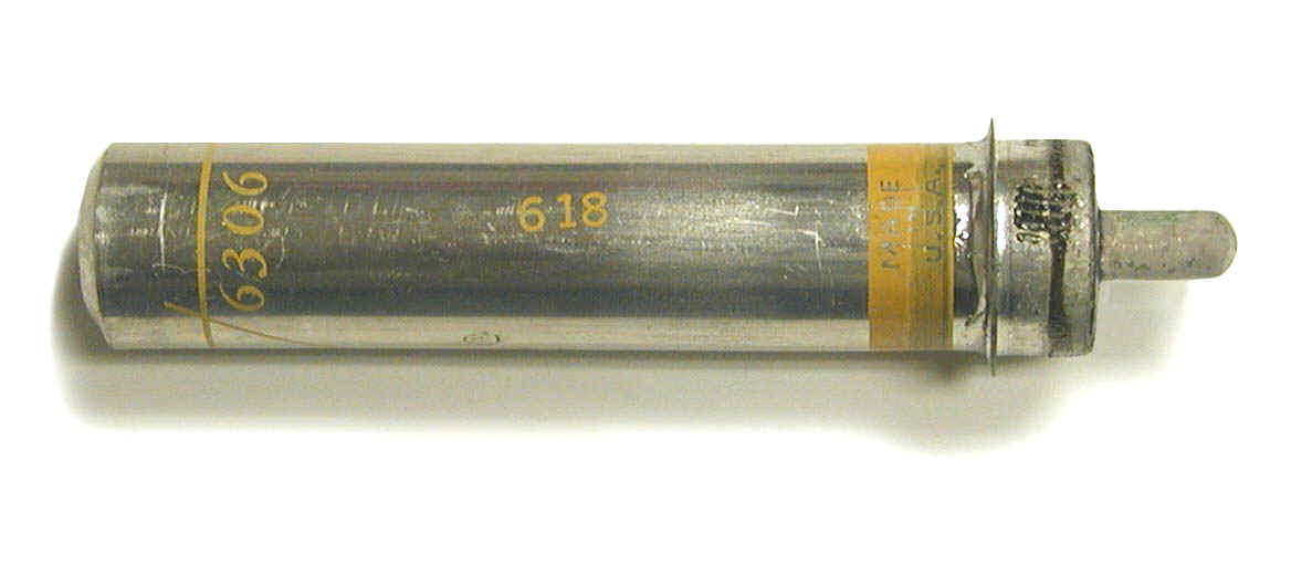 https://orau.org/health-physics-museum/img/museum/geiger-mueller-tubes/victoreen-6306-gm-tube-1.jpg