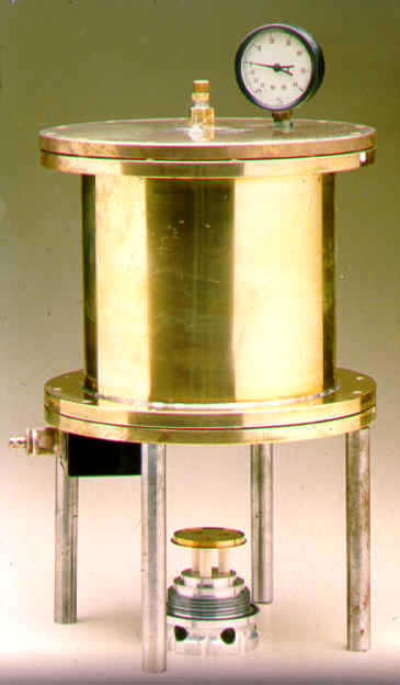 Frisch Grid Ionization Chamber  