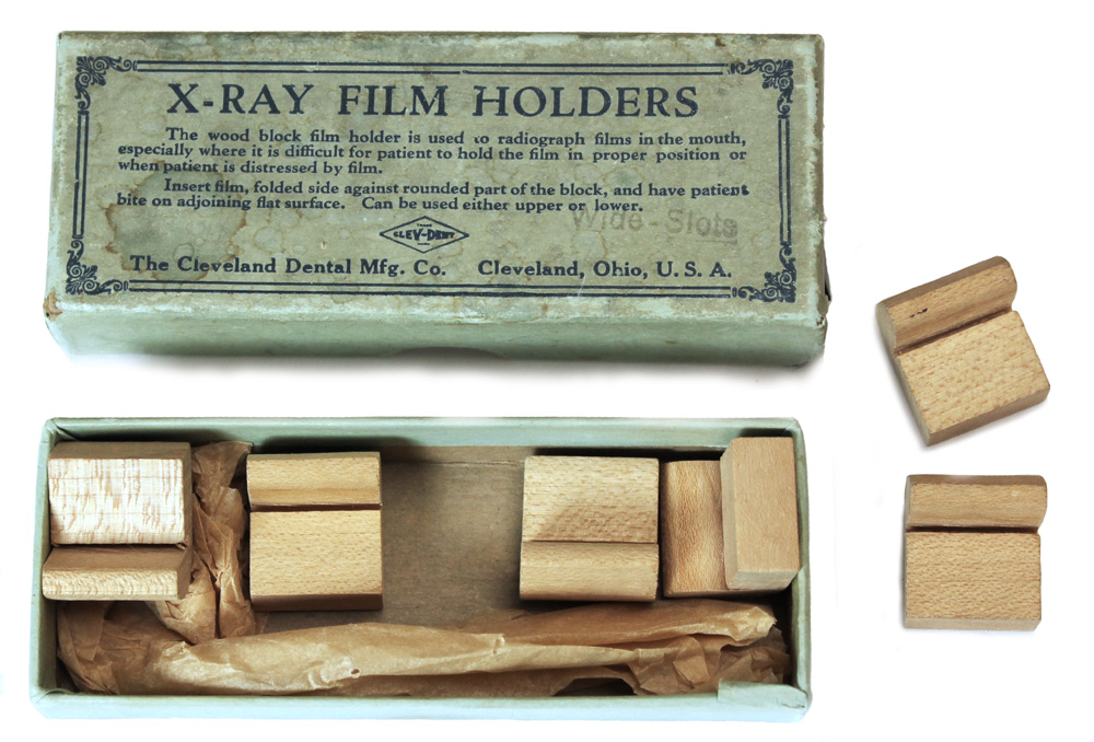 Wood Bite Blocks (ca. 1935-1945)