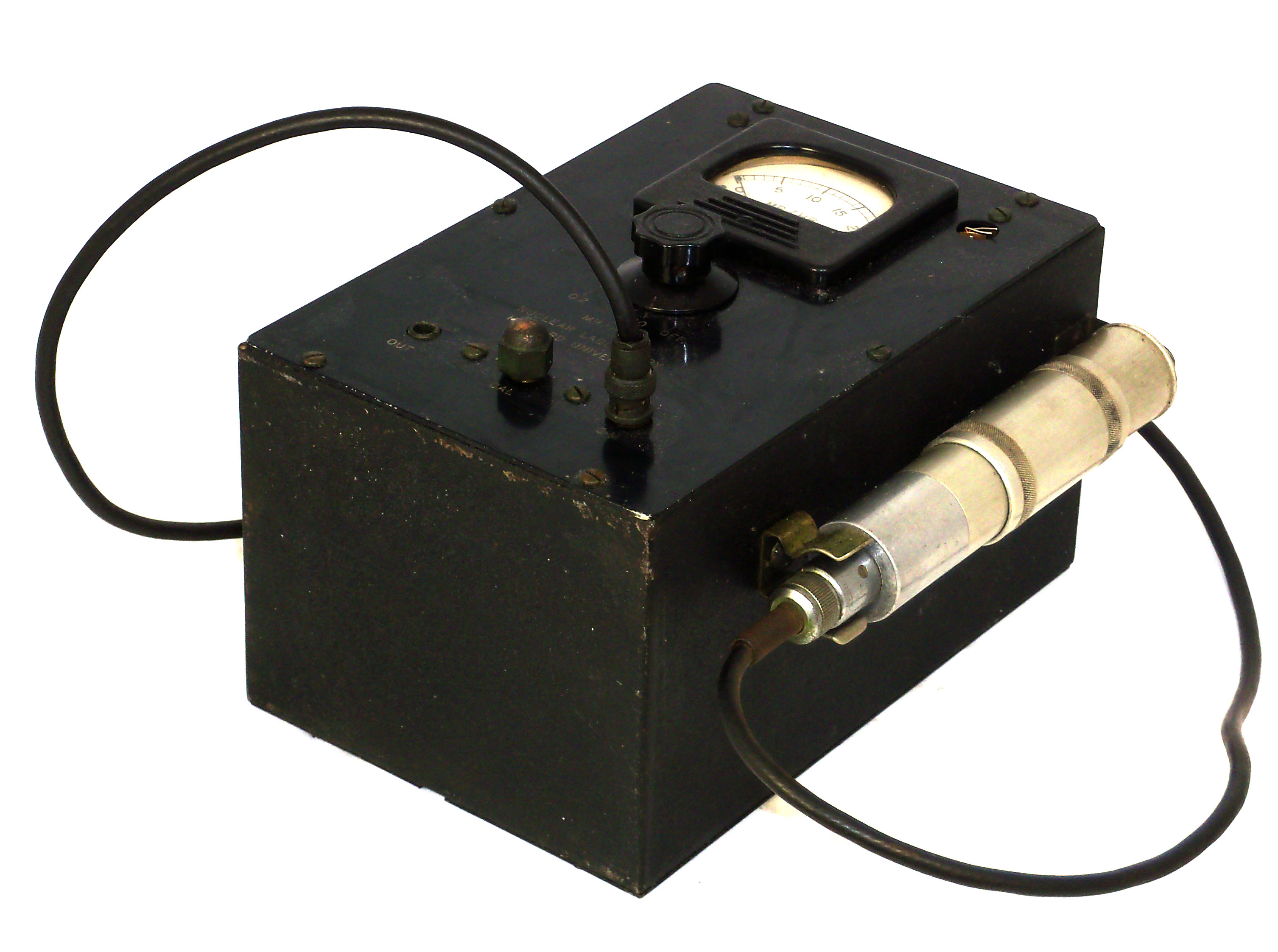 Army Radio Sales Co. :: Our Museum Items :: FH-40H Geiger Counter