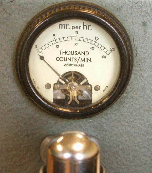 Nuclear Instrument and Chemical Corp Model 2610 (late 1940s) and Model 2610A (1950–1954) GMs