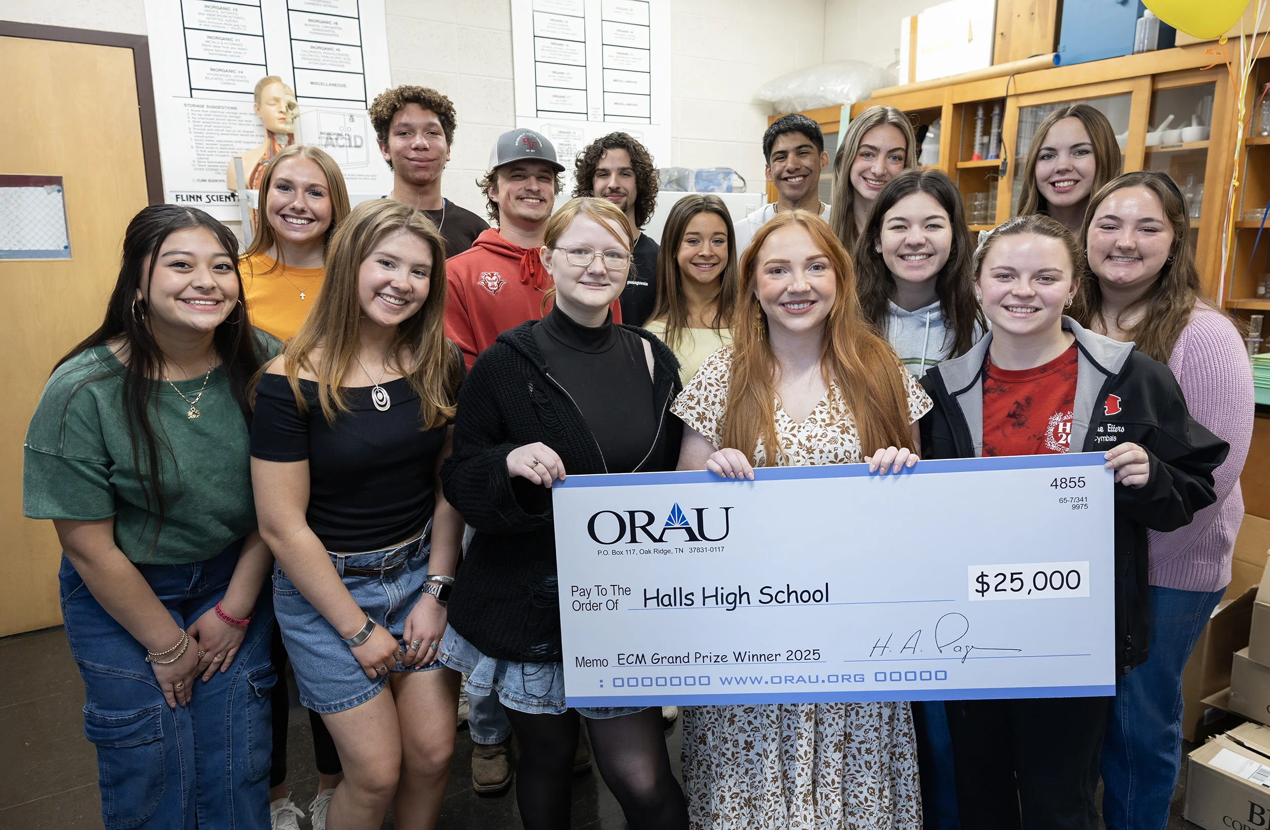 Halls High School teacher Abby Rase and her students celebrate winning the ORAU 2025 Extreme Classroom Makeover 